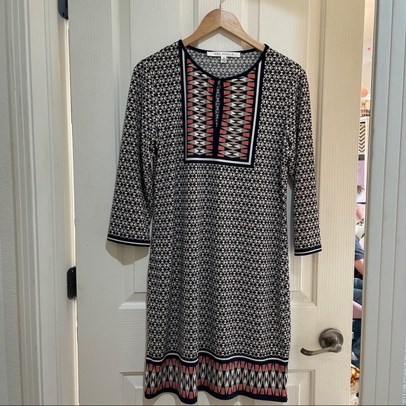 MAX Studio Shift Dress 3/4 sleeve Geometric print Women’s size medium like new - Picture 2 of 7